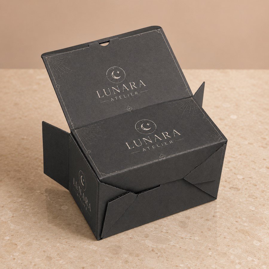 Auto lock Bottom Boxes